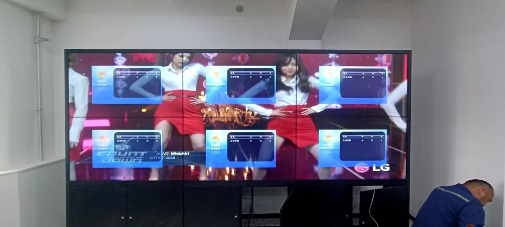 LCD Digital Signage Factory