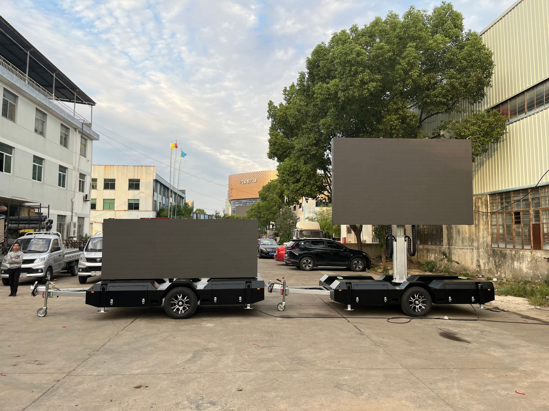 mobile led trailer rental
